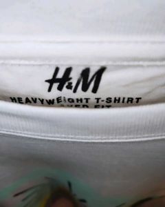 H&amp;M Relax Fit Printed T-Shirt.