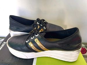 Stylish Women Casual Shoes