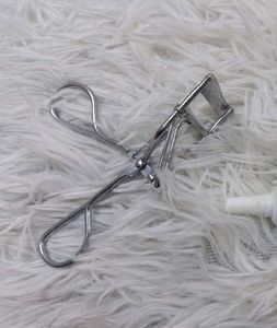 Eyelash Curler