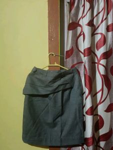 mini skirt
