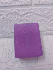 10 Organic Fruit soaps @Rs500