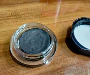 Shiseido Shimmering Eyeshadow Cream