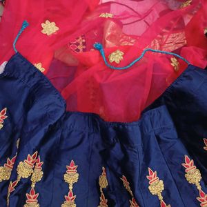 Women Lehenga Choli Dupatta Set