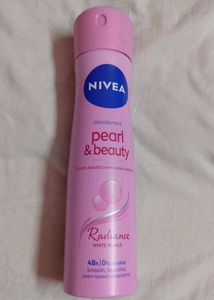 Nivea Pearl & Beauty Deodorant