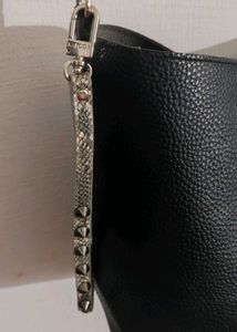 Find KAPOOR BLACK SLING