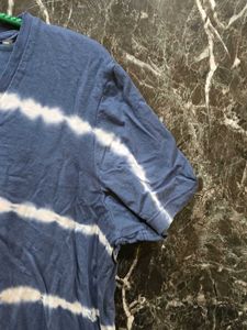 Tie-Dye V-Neck T-Shirt