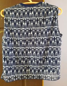 women&#39;s top
