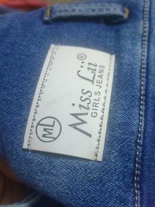 Girls_blue_slim_fit_jeans
