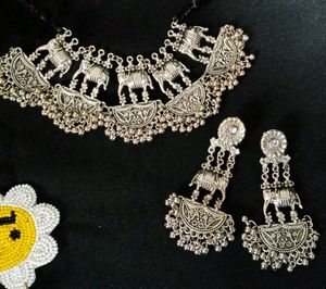 Oxodise Set With Beautiful Earrings❣️