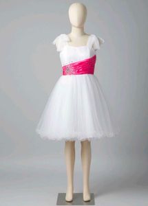 Cute White & Pink Party dress 🎀🤍💞