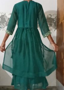 Naira Cut Sharara Suit For Kids|(Size:-10-11years/XL)