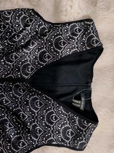 Bodycon Avirate Size M Dress