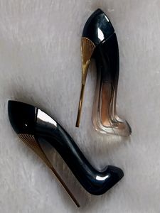 Carolina Herrera Miniatures 💕♥️