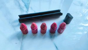 Multi Lipstick Palette