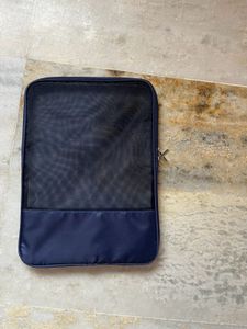 Mesh Folder With Zip