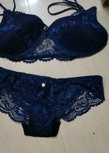 Lingerie set