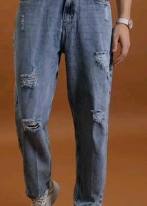 Trendy Ripped Baggy Jeans – Stylish & Comfortable