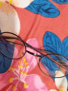 Spectacle