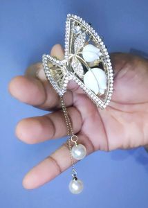 Pearl &amp; Rhinestone Floral Hair Clip