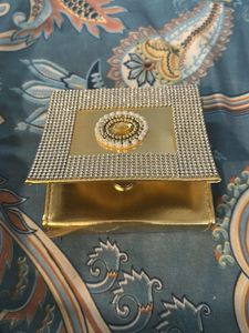 Golden Embellished bindi cover