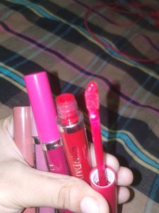 Lipsticks - Set of 4 combo