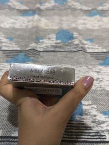 Miss Claire Baked Highlighter