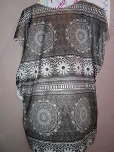 Patterned Top