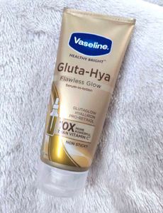 Vaseline Gluta-Hya Flawless Glow Lotion for Face &amp;
