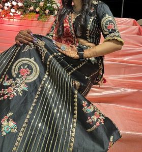 Black lehenga With Chunri Print dupatta