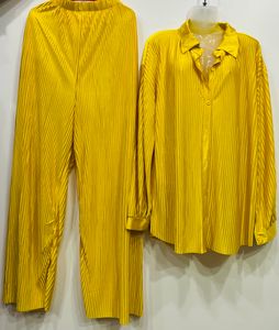 plus size yellow silk pleated cord set
