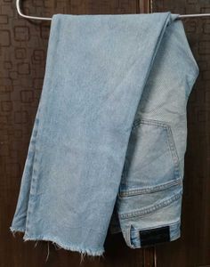 Hey!👋 I&#39;m Selling a High Waist Blue Color Jeans.