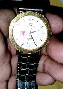 Swarna Humul Quartz watch