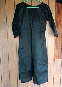 Women Plain Black Kurta