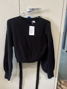 crop-top style cardigan with tag