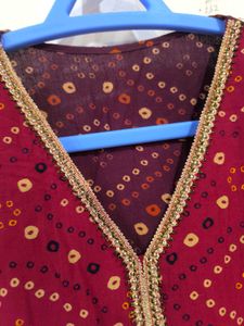 Maroon and red rajasthani tie-dye kurti
