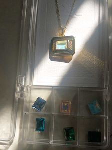 Neckpiece