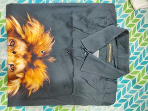 Lion Graphic Long Sleeve Shirt