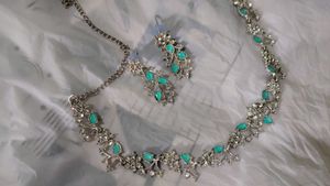 Elegant Necklace Set