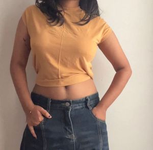 Nuon by Westside Yellow Solid Crop Top