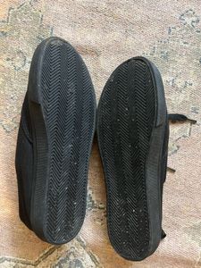 H&amp;M Black Shoes New Without Tag