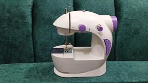 Mini Sewing Machine It' Completely New,Not Used