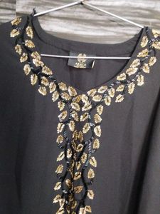 Elegant Black Embellished Kurta