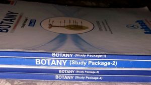 AKASH MODULE - Botany &amp; Zoology Class 12 For Neet