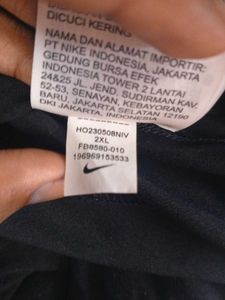 Nike Black T-Shirt