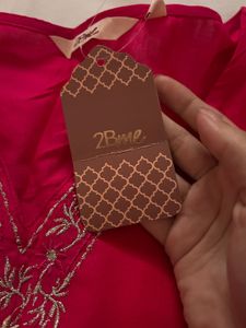 Elegant Red Embroidered Kurti