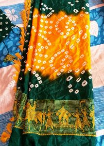Bandhani saree with blouse
