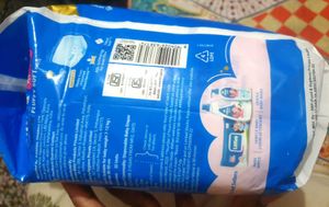Baby Diaper M Size 32 Pant With Pencil Set