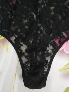 (1100)Black Lace Bodysuit