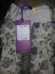 Libas Women Floral Printed Regular Kurta with Trou