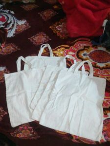 5 plain canvas tote bags,one bag price 90₹